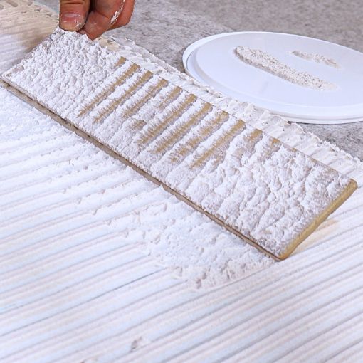 elastisch-gebrauchsfertiger-kleber-fliesen-und-naturstein-in-action-7