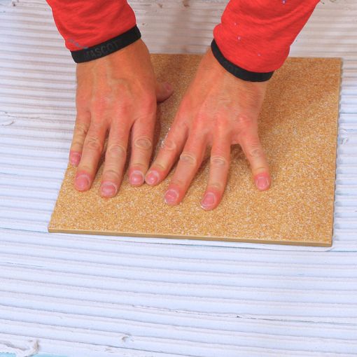 fliesenkleber-fertigkleber-weiss-dispersionkleber-flexkleber-level-plus-12-in-action-8